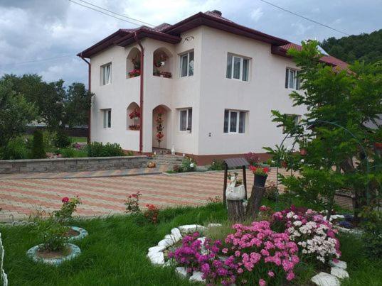 Casa Irina Hotel Manastirea Humorului Exterior photo