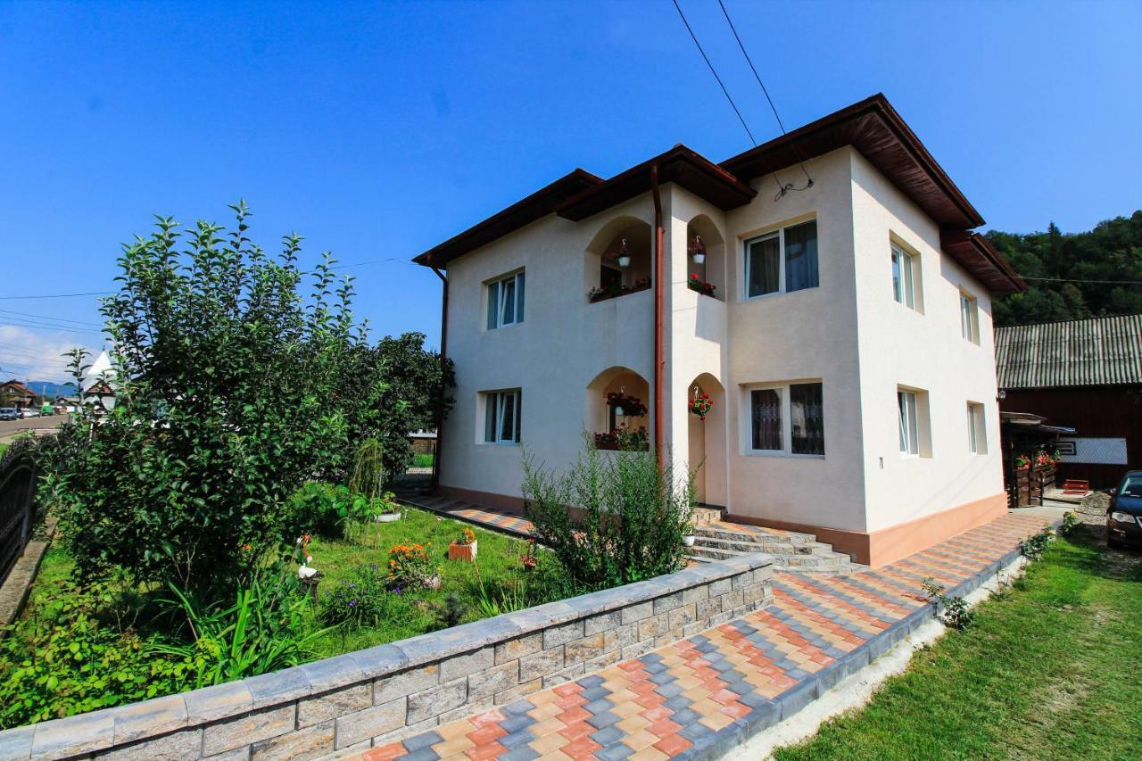 Casa Irina Hotel Manastirea Humorului Exterior photo